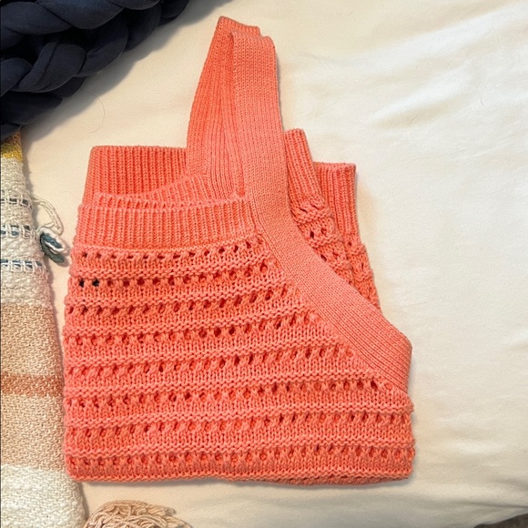 Universal Thread Knit Tank - Picture 2 of 5